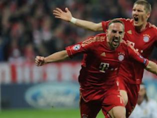 Φωτογραφία για Tην έχει... «πελάτισσα» !  (vids)