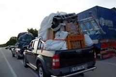 Οι Αλβανοί… μας «τελειώνουν»...Επιστρέφουν στην πατρίδα τους λόγω κρίσης