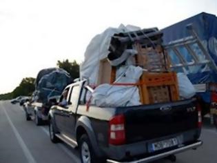 Φωτογραφία για Οι Αλβανοί… μας «τελειώνουν»...Επιστρέφουν στην πατρίδα τους λόγω κρίσης