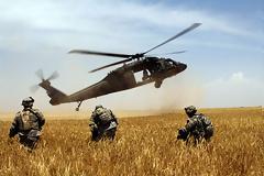 Δωρεάν παραχώρηση 60 ελικοπτέρων Blackhawk από τις ΗΠΑ στον Ελληνικό Στρατό