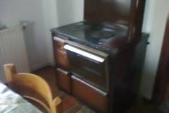 Άρπαξαν 3.000 ευρώ από το συρτάρι ξυλόσομπας ηλικιωμένης