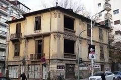 ΜΕΓΑΛΗ ΜΑΣΑΜΠΟΥΚΑ.Έδωσαν 500.000ευρω ενολικιο για εγκαταλελειμμένο κτίριο!!!