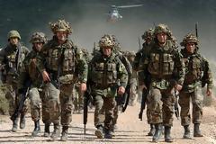 ΝΑΤΟ: Εξετάζει πλήρη απόσυρση των στρατευμάτων από το Αφγανιστάν
