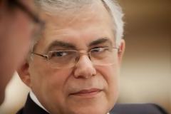 Παπαδήμος: Η δημοσιονομική εξυγίανση εξαρτάται από την εκτεταμένη μεταρρύθμιση του ελληνικού κράτους