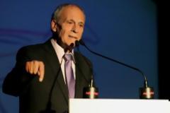 Ήταν τέτοια  η πρεμούρα των Δημαρά και Παναγούλη να τελειώσουν με το «Άρμα» που ξέχασαν να εκδώσουν ανακοίνωση διάλυσης!