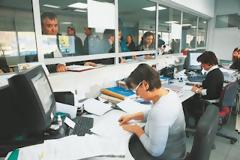 Δημόσιο: Χάνονται 150 εκατ. ευρώ ετησίως για τηλεπικοινωνιακές δαπάνες