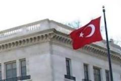 Κούρδοι πέταξαν αντικείμενα στην τουρκική πρεσβεία στην Αθήνα
