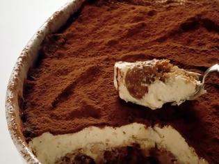 Φωτογραφία για Γρήγορο tiramisu σε 4 βήματα