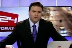 VIDEO: Ψύχραιμοι παρουσιαστές συνεχίζουν το δελτίο την ώρα του σεισμού