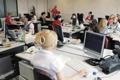 «Φρένο» στις προσλήψεις λόγω εκλογών