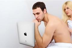 To 10% των αντρών προτιμούν το iPad από το σεξ!!!!!!