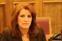Μαρία Κυριακοπούλου: «Σώζουν τις τράπεζες και εξαθλιώνουν τους μικρομεσαίους»