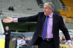 ΟΜΠΡΑΝΤΟΒΙΤΣ: Δύο διαφορετικά ημίχρονα