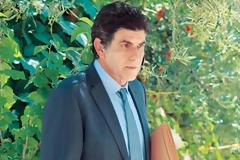 Ο Μπέζος κατεβαίνει στην πολιτική