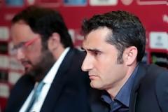 ΓΙΑ ΕΠΑΦΕΣ ΒΑΛΒΕΡΔΕ ΜΕ ΤΗΝ ΒΑΛΕΝΘΙΑ ΚΑΝΟΥΝ ΛΟΓΟ ΟΙ ΙΣΠΑΝΟΙ