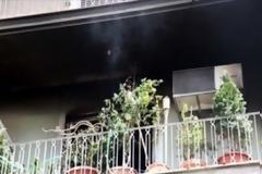Νεκρή στο Παγκράτι μέσα στο διαμέρισμά της που είχε τυλιχθεί στις φλόγες