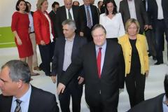Το παιχνίδι επάνω του παίρνει ο Βενιζέλος