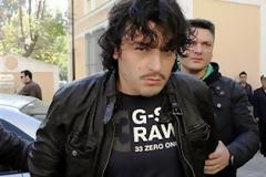 Δεσμοφύλακες του Μαλανδρίνου πήγαιναν να βγάλουν τα προς το ζήν.προμηθεύοντας με ηρωίνη τον Ριτζάι