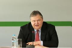 «Θα αφαιρέσουμε φόρους»