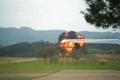 VIDEO ΣΟΚ: Θανατηφόρα συντριβή αεροσκάφους στη Βραζιλία