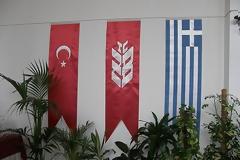 Ο... Γκρίζος Λύκος στην αναμπουμπούλα χαίρεται!