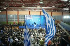 Δεν μαζεύουν κόσμο οι προεκλογικές συγκεντρώσεις των κομμάτων...
