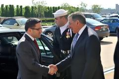 «Άδειασε» την ΠΓΔΜ ο υπουργός Άμυνας των ΗΠΑ για το ΝΑΤΟ…