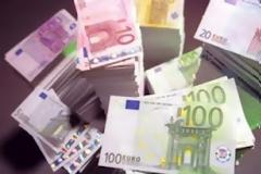 Έπαιξε 11€ και κέρδισε 2 εκατομμύρια