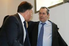 Οι... εξηγήσεις του Κόντη