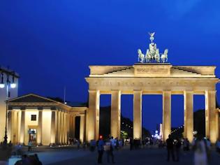 Φωτογραφία για Η Γερμανία χρειάζεται 200.000 μετανάστες επιπλέον το χρόνο