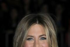 J.ANISTON: Τα πάθη και τα μίση από τον Brad και μετά