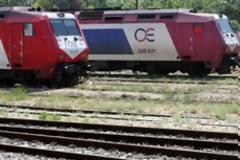 Μενίδι: Ενας τραυματίας από σύγκρουση τρένου με βαγόνι του ΟΣΕ