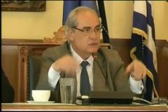 Όταν η Αρχή υπηρετεί το Καθήκον, τότε Πείθει συνθλίβοντας στεγανά και ιδεοληψίες.