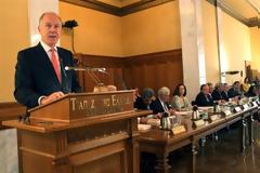 ΥΦΕΣΗ 5% ΓΙΑ ΤΗΝ ΟΙΚΟΝΟΜΙΑ ΠΡΟΒΛΕΠΕΙ ΓΙΑ ΤΟ 2012 Η ΤΡΑΠΕΖΑ ΤΗΣ ΕΛΛΑΔΟΣ