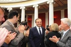 Αμήχανοι στο Ζάππειο...