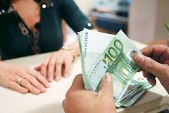 Εντόπισαν 200 χιλιάδες παράνομες παροχές και συντάξεις