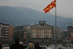Σκόπια: Με το βλέμμα στραμμένο στις ελληνικές εκλογές