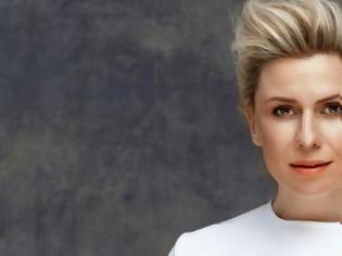 Φωτογραφία για Ξέσπασε σε κλάματα η Καραβάτου: Αισθάνομαι τιποτένια