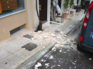 Φωτογραφία για Σε κατάσταση έκτακτης ανάγκης η Κεφαλλονιά - Δείτε βίντεο από τον ισχυρό σεισμό