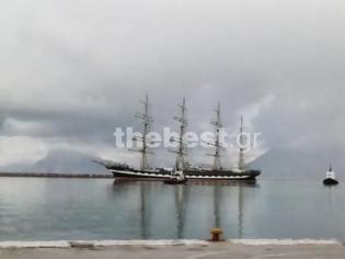 Φωτογραφία για Πάτρα: Ρώσικο κρουαζιερόπλοιο - ρετρό έδεσε το πρωί στο παλιό λιμάνι