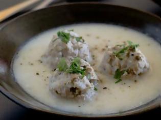 Φωτογραφία για Η συνταγή της ημέρας: Γιουβαρλάκια αυγολέμονο με κιμά γαλοπούλας