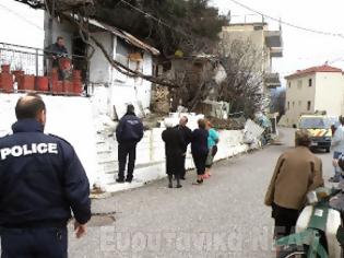 Φωτογραφία για Τραγωδία στο Καρπενήσι - 75χρονος βρέθηκε κρεμασμένος στο σπίτι του - Για αυτοκτονία μιλά η Αστυνομία