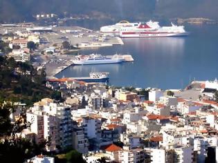 Φωτογραφία για Ηγουμενίτσα: Αλλοδαπός προσπάθησε να πηδήξει την περίφραξη στο λιμάνι και τραυματίστηκε