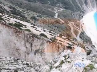 Φωτογραφία για Κεφαλονιά: Βίντεο από τη χαράδρα που δημιουργήθηκε πάνω από τον Μύρτο