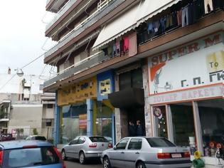 Φωτογραφία για Αγρίνιο: Γυναίκα έπεσε από μπαλκόνι στην Ηρώων Πολυτεχνείου - Νεότερες πληροφορίες