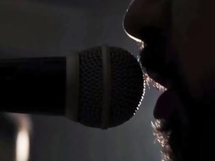 Φωτογραφία για Το πρώτο videoclip των Φιγκυράν, για το τραγούδι Καθίκι από τον δίσκο Σεμνά και Ταπεινά.