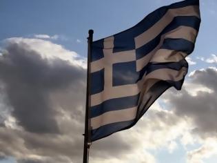 Φωτογραφία για Εξιχνίαση δύο υποθέσεων προσβολής της ελληνικής σημαίας