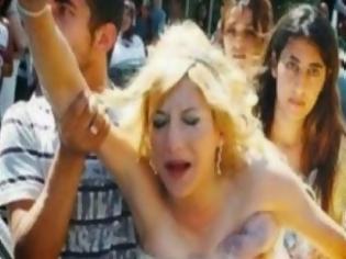 Φωτογραφία για Τουρκία: Γαμπρός ξυλοκόπησε τη νύφη κατά τη διάρκεια του γάμου!