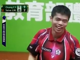 Φωτογραφία για Η πιο αστεία αναμέτρηση στην ιστορία του ping pong! [video]