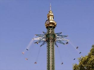 Φωτογραφία για Το υψηλότερο καρουζέλ σε θεματικό πάρκο, βρίσκεται στην Αυστρία και φτάνει τα 117 μέτρα!